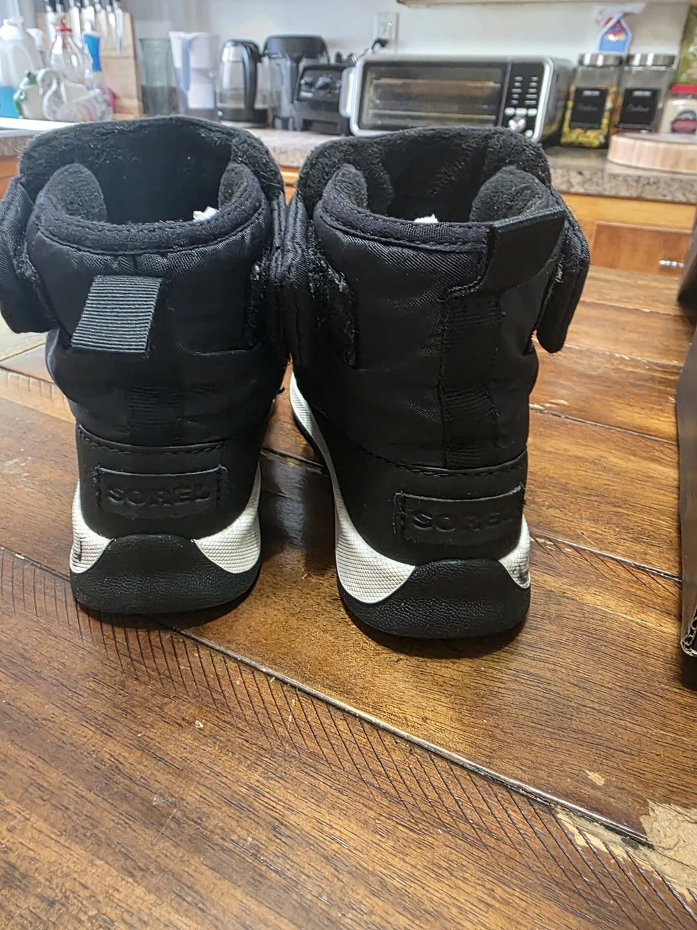 Sorel Whitney II Plus wrap snow bootie size 13/31